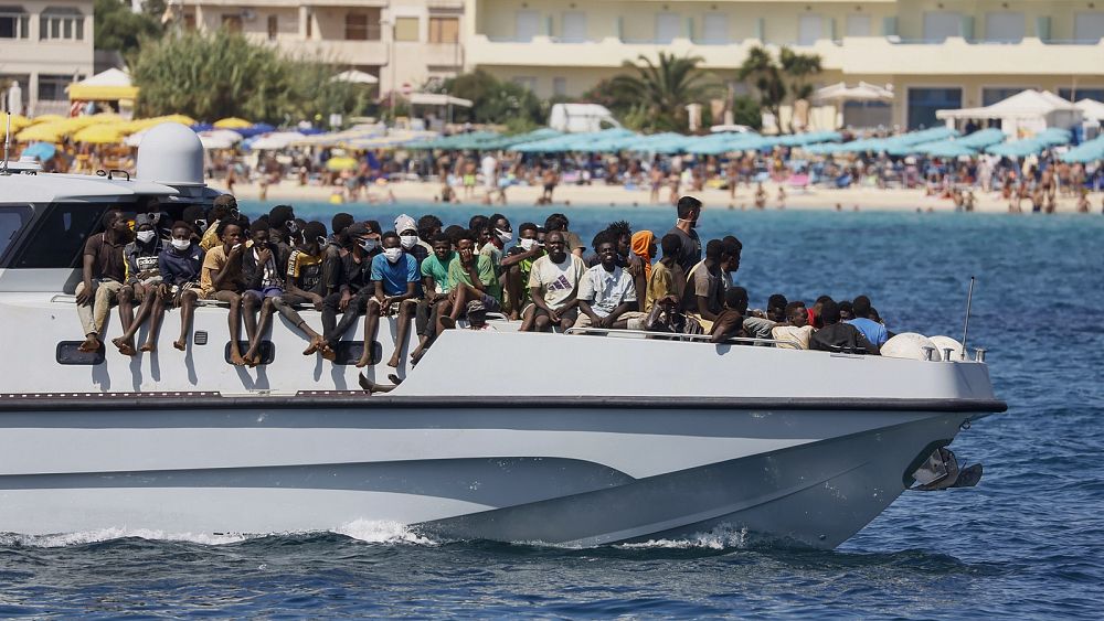EU countries agree new rules to manage future migration crises