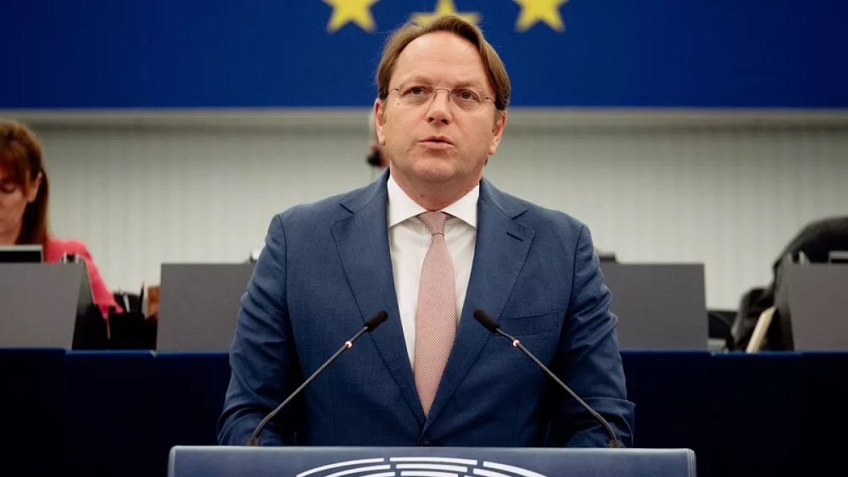 Avrupa Komisyonu'nun genişleme ve komşuluktan sorumlu üyesi Oliver Varhelyi