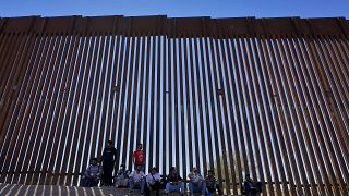 الجدار الحدودي بين الولايات المتحدة والمكسيك