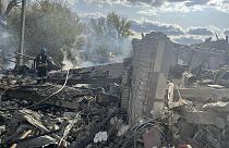 Ataque russo contra a vila de Hroza, na região de Kharkiv, no leste da Ucrânia 