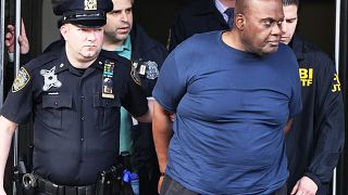 أرشيف: عملية اعتقال فرانك جيمس المتهم بإطلاق النار على مترو مزدحم في نيويورك في نيسان 2022 