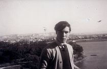 Ο νεαρός Γιάννης Χρήστου στην Αλεξάνδρεια το 1944
