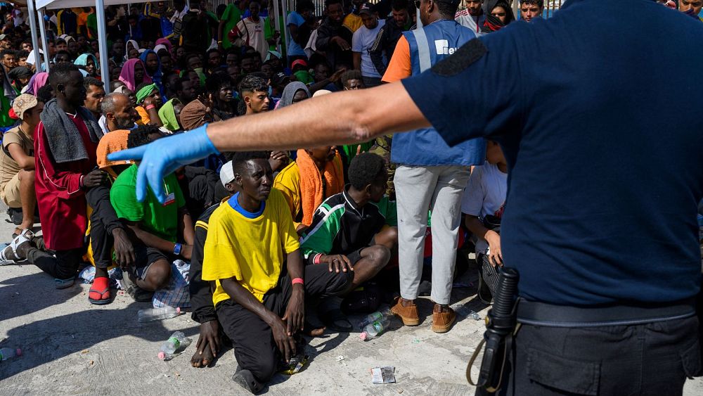 Un tribunal italien bloque l’expulsion d’un migrant vers la Tunisie, affirmant que ce n’est pas un pays sûr
