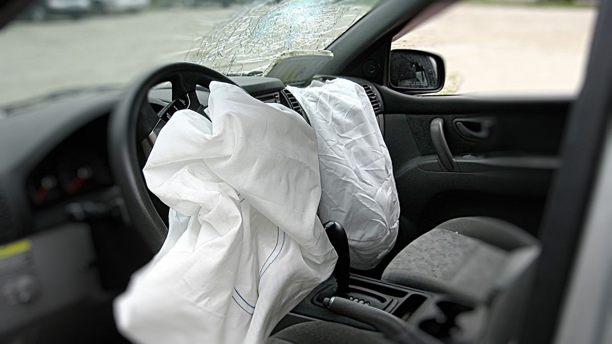 Millions of airbags have to be recalled in the US - What about Europe?