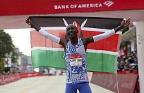 Kelvin Kiptum vence Maratona de Chicago