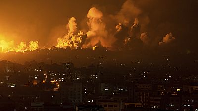 Israel ha bombardeado cientos de objetivos de Hamás durante la noche | Euronews