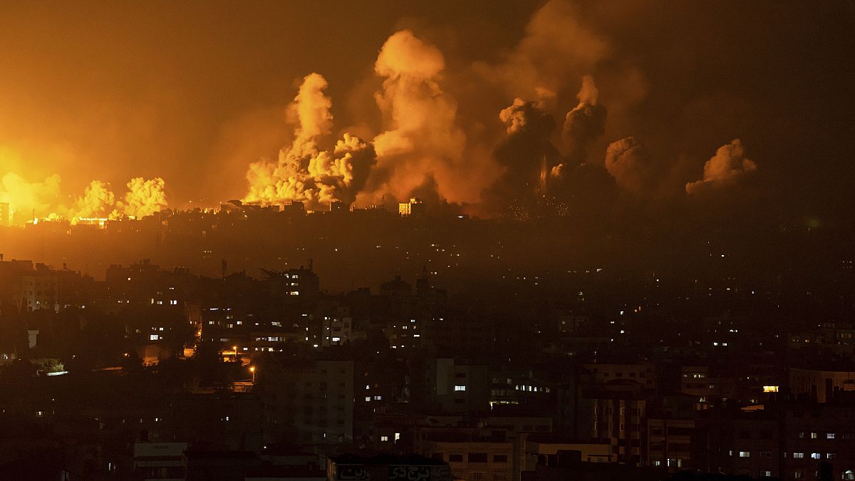 Последствия израильского авиаудара по сектору Газа. 8 октября 2023 года