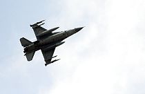 Türk Hava Kuvvetleri'ne ait bir savaş uçağı (arşiv) 