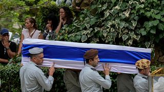 Funeral de um oficial israelita morto na recente ofensiva do Hamas