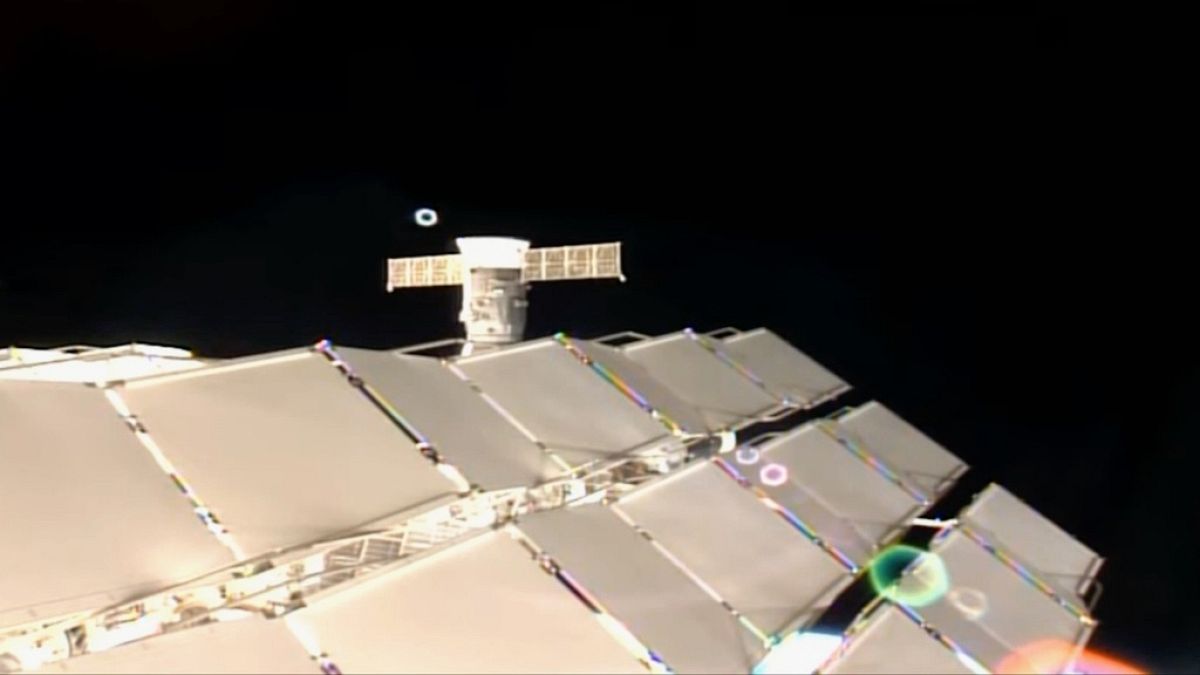 La ISS sufre una fuga de refrigerante, sin peligro para la tripulación