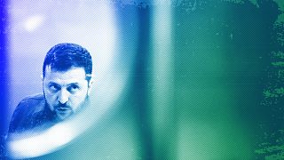  Президентът на Украйна Володимир Зеленски гледа преди срещата с английския министър председател Риши Сунак по време на срещата на върха на Европейската политическа общественост в Гранада, октомври 2023 година 