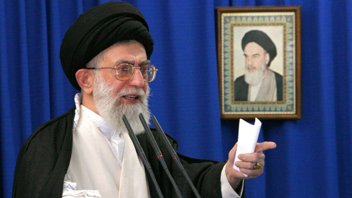 İran’ın dini lideri Ali Hamaney