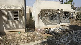 Еврейское поселение после нападания боевиков ХАМАС.