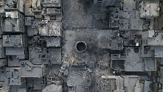 آوار مسجد یاسین که در حمله هوایی اسرائیل در تاریخ نهم اکتبر ۲۰۲۳ آسیب دید 