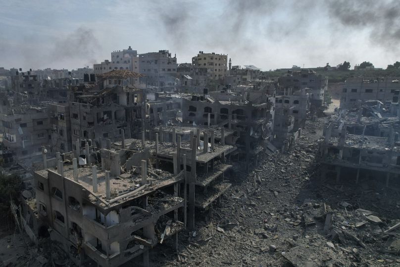 Gazze'de son 10 günde binlerce konut, İsrail bombardımanında yerle bir oldu