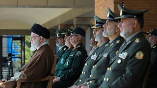 رهبر ایران در کنار سران نیروی‌های مسلح