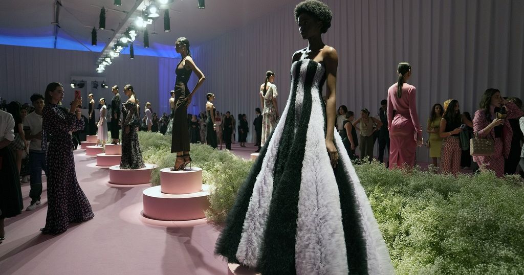 Sustainability the focus at the Dubai Fashion Week | Africanews