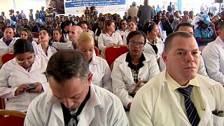 Le Kenya met fin à l’accord avec les médecins cubains