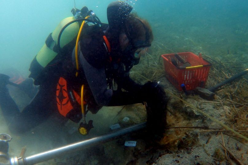 Gli archeologi continuano le ricerche nel sito subacqueo