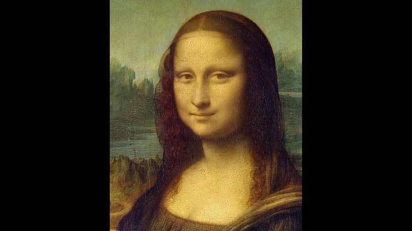 تابلوی مونالیزا در موزه لوور پاریس نگهداری می‌شود