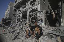 الغارات الجوية مستمرة على قطاع غزة