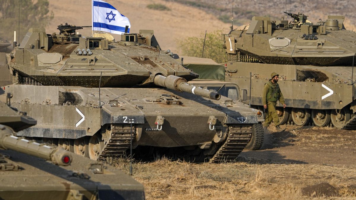 Israel deslocou tropas e equipamento militar para a fronteira de Gaza