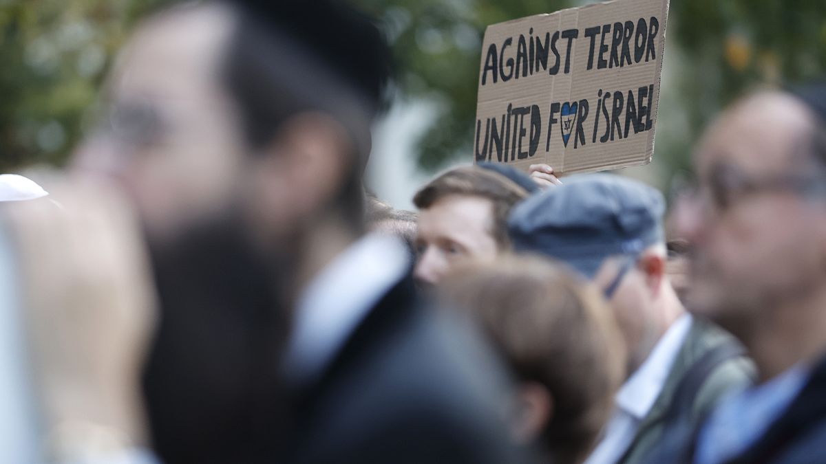Un'immagine dalle tante manifestazioni a supporto di Israele svoltesi in tutta Europa