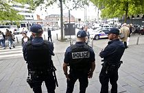 دورية ضابط شرطة بمدينة ليل في فرنسا