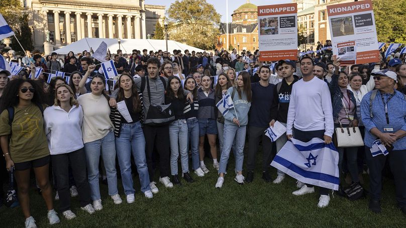 مظاهرة مؤيدة لإسرائيل داخل حرم جامعة كولومبيا