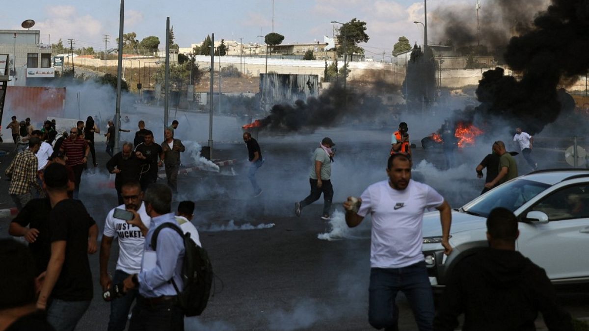 Tiltakozások sorozata tört ki a pénteki ima után ciszjordániai városokban