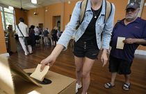 A népszavazás előzetes eredményei szerint a válaszadók mintegy 58 százaléka szavazott nemmel