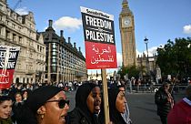 Londonban több ezren vonultak utcára a palesztinok mellett tüntetve