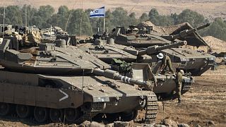 دبابات إسرائيلية على الحدود مع لبنان