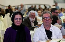 İranlı sinema yönetmeni Daryuş Mehrcui ve eşi Vahide Muhammedifer 