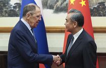 Los ministros de Exteriores de Rusia y China, Serguéi Lavrov y Wang Yi