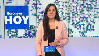 Lucía Riera presenta el informativo diario Euronews Hoy.