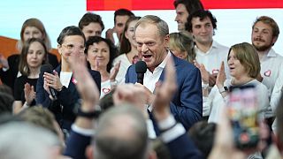 Eski Polonya Başbakanı Donald Tusk'un hafta sonu yapılan seçimlerin ardından yeniden bu göreve gelmesinin önü açıldı 