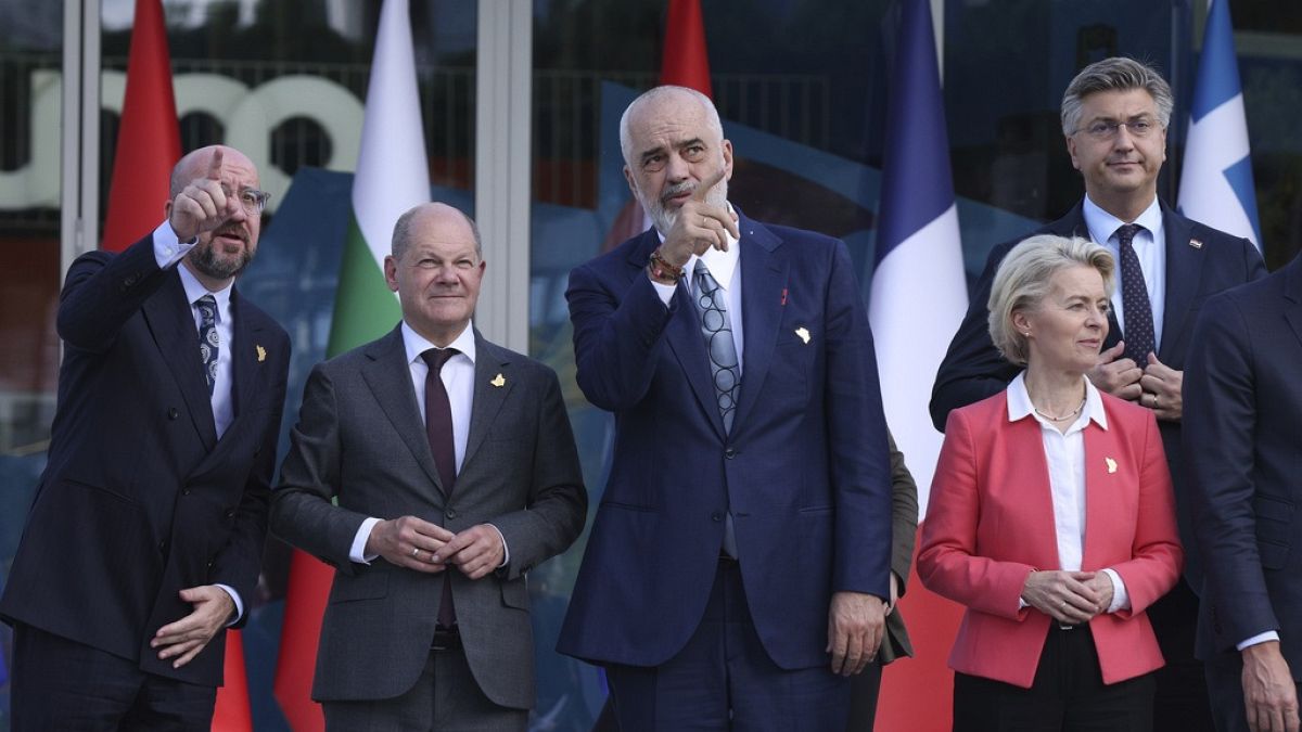 Участники  саммита ЕС - Западные Балканы в Тиране