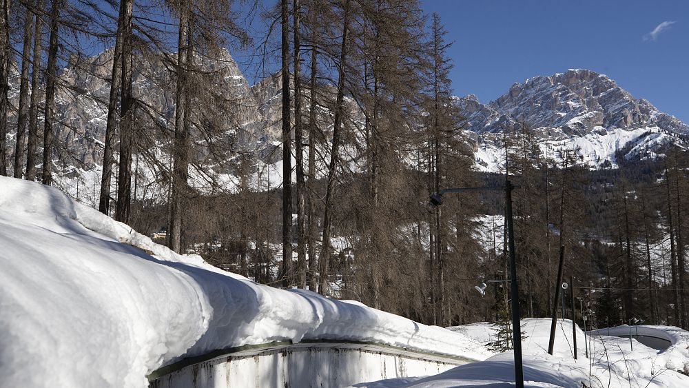 Un autre pays accueillera les épreuves olympiques d’hiver alors que l’Italie ne parvient pas à construire une nouvelle piste de bobsleigh