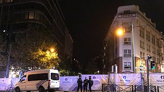 Belçika polisi olay yerini kordon altına aldı