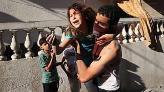 Una bambina palestinese ferita