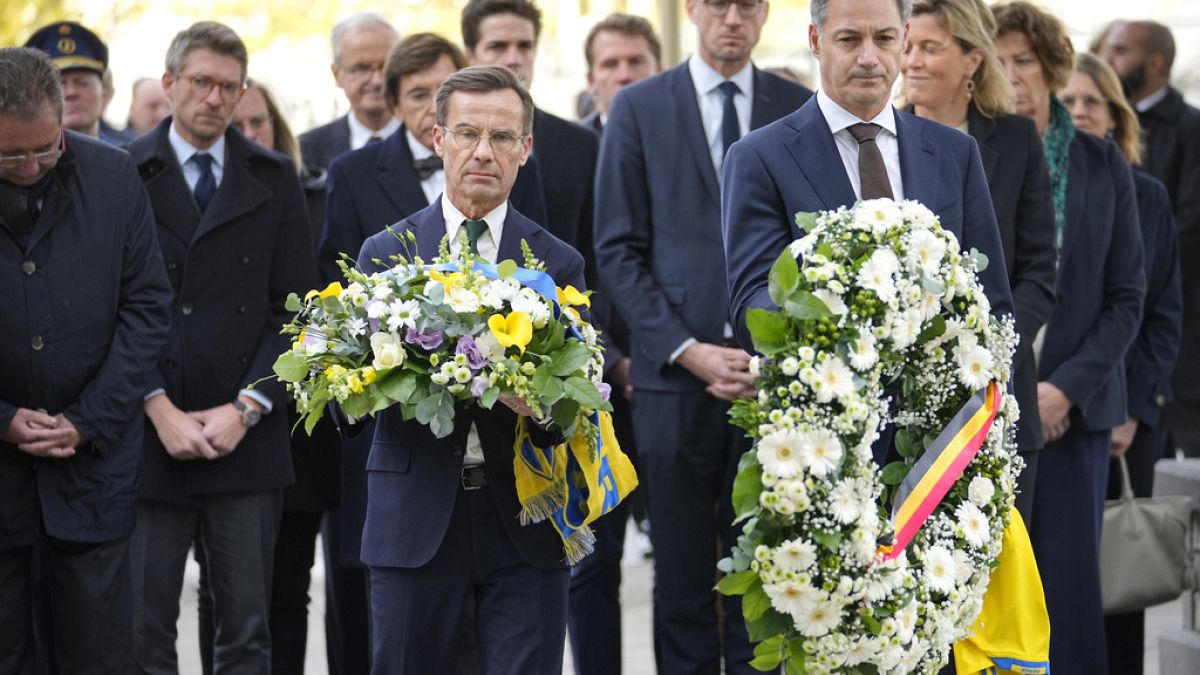 Les dirigeants belge et suédois, Alexander De Croo et Ulf Kristersson, ont dirigé une cérémonie commémorative à Bruxelles, 18 octobre 2023