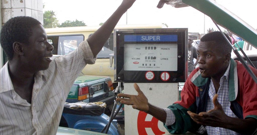 Congo : la colère gronde contre la fin des subventions du carburant