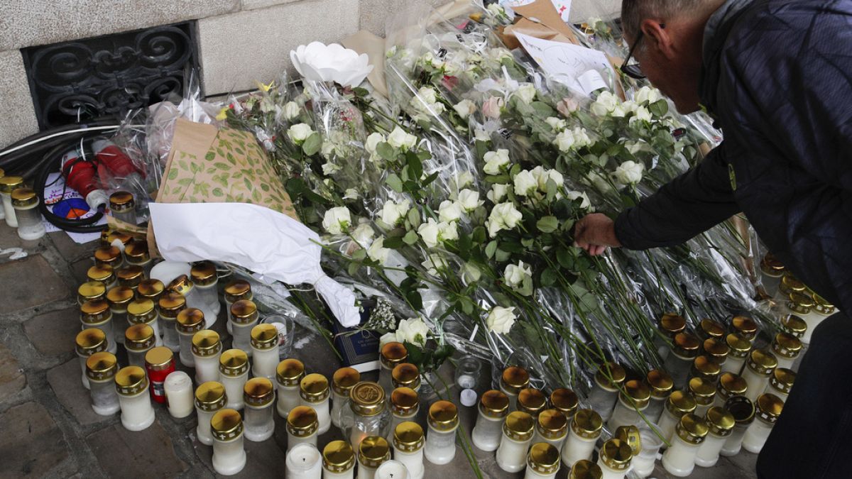 L'hommage par les arts à Dominique Bernard, ce professeur assassiné il y a tout juste un an