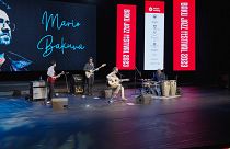 Artista brasileiro Mario Bakuna toca no Festival de Jazz de Baku