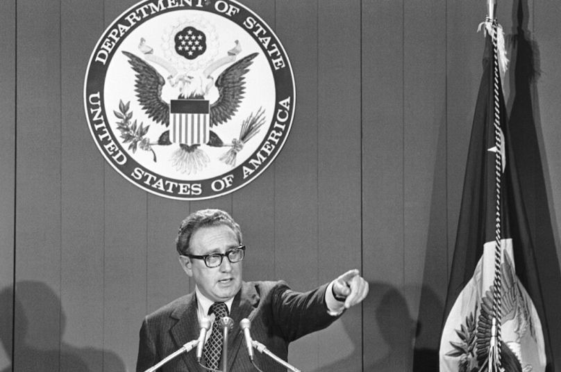 Dönemin ABD Dışişleri Bakanı Henry Kissinger, Arap Petrol Ambargosu nedeniyle Washington'ın Orta Doğu'daki politikasını değiştirmeyeceğini söylemişti