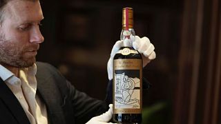  Бутилка Macallan 1926 сложи нов връх, когато продаде £1,5 милиона на търг през 2019 година 