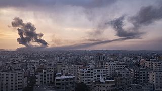 Légicsapás utn - füst Gáza felett