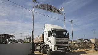 Camiões com ajuda humanitária partem do Egito para Gaza