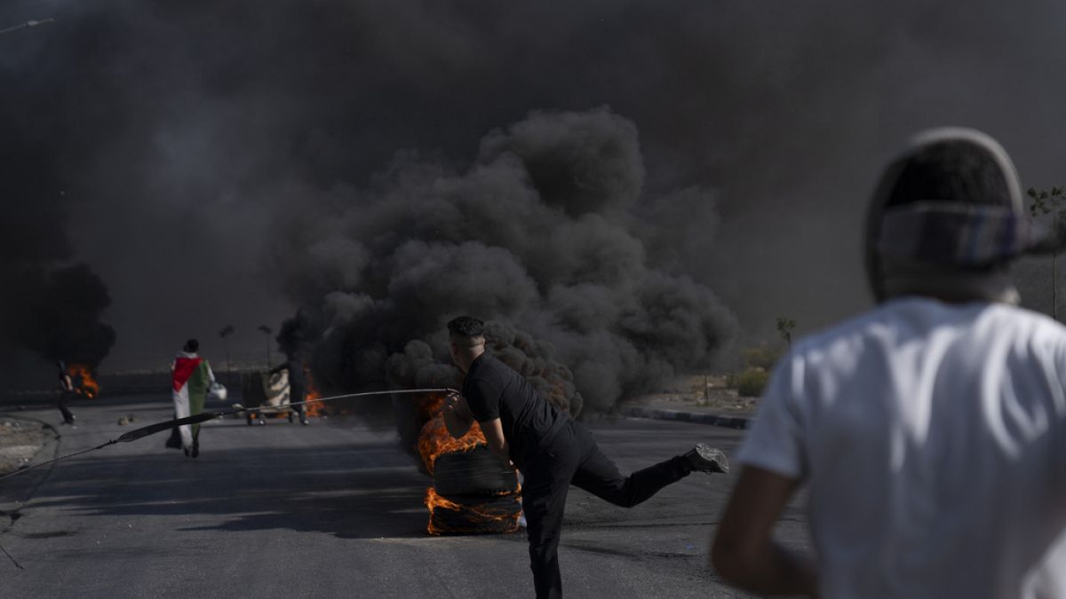مواجهات مع الشرطة الفلسطينية في الضفة